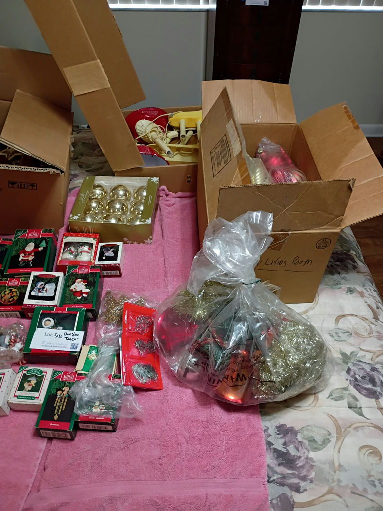 Assorted Christmas Ornaments and Holiday Decorations - image 3 of 5