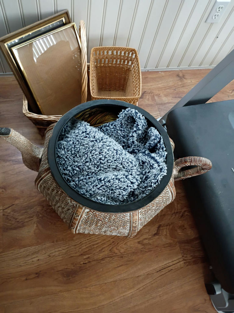 Woven Teapot-Shaped Decorative Container with Baskets and Picture Frames - image 3 of 5
