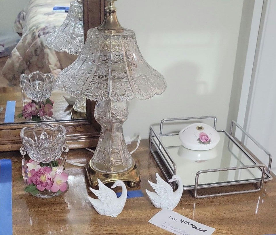 Crystal Lamp and Assorted Decorative Items - image 1 of 7