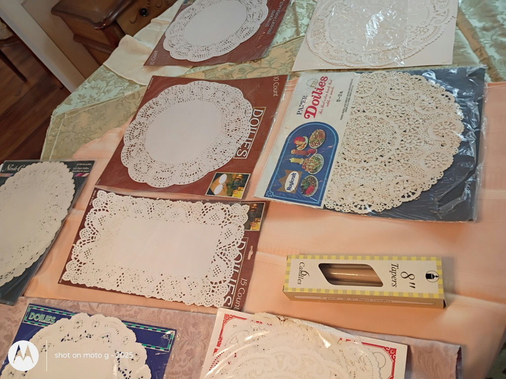 Assorted Table Linens, Placemats, and Decorative Doilies - image 6 of 18