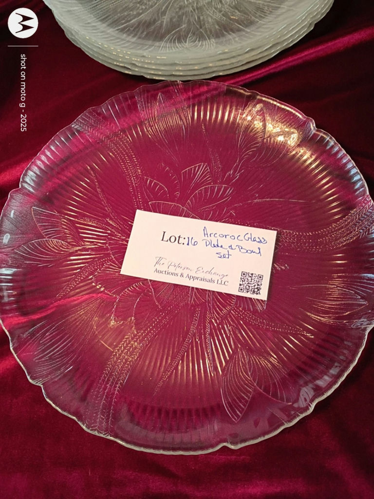 Arcoroc Glass Dinnerware Set - image 7 of 8