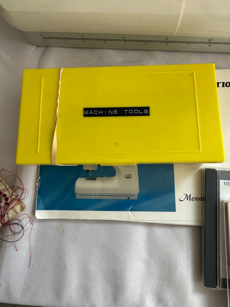 Memory Craft sewing machines with accessories - image 12 of 15