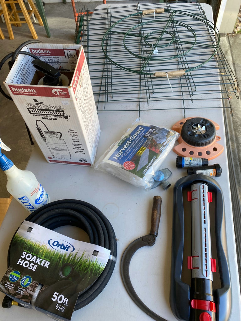 Garden Tools and Supplies - image 1 of 4