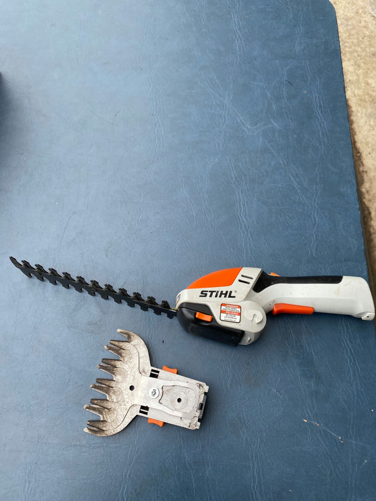 Cordless Trimmer/Edger and Cordless Garden Shears - image 9 of 11