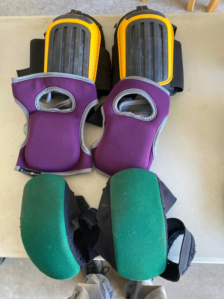 Gardening Tools, Gloves, Knee Pads and Benches - image 4 of 6