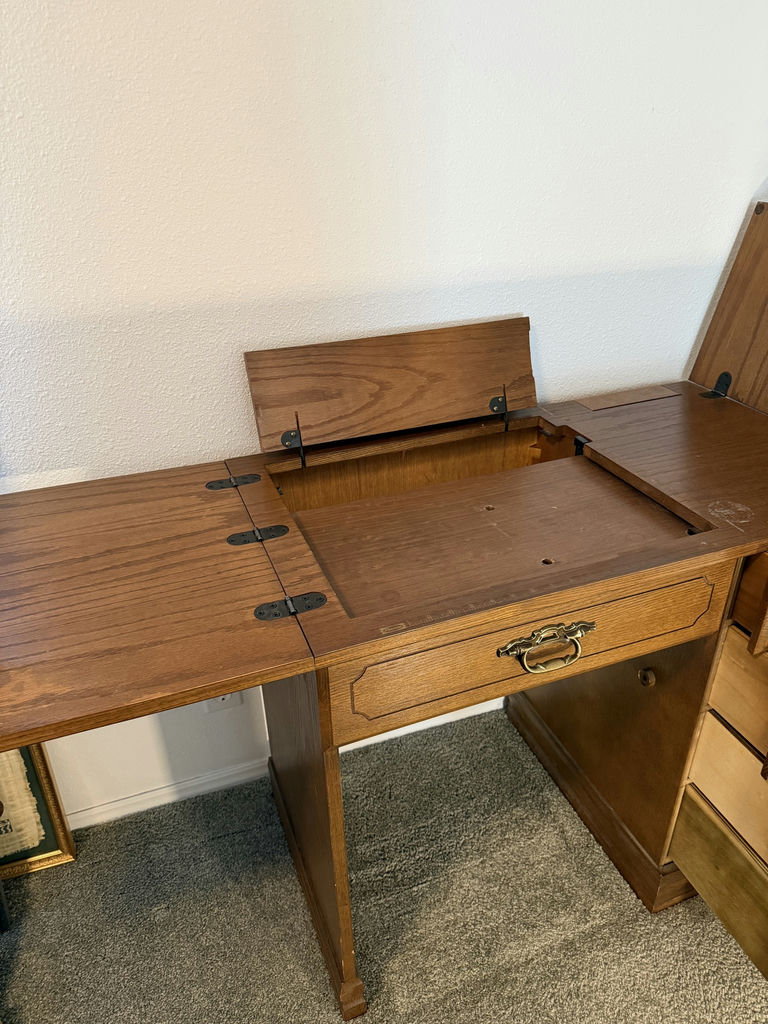 Sewing Machine Cabinet - image 4 of 4