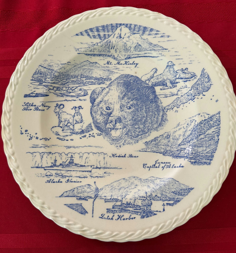 Americana Collectable Plate and Flag Set - image 10 of 15