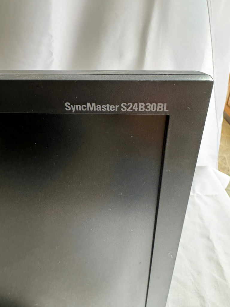 Samsung SyncMaster S24B30BL 24-Inch Full HD LED Monitor - image 3 of 3