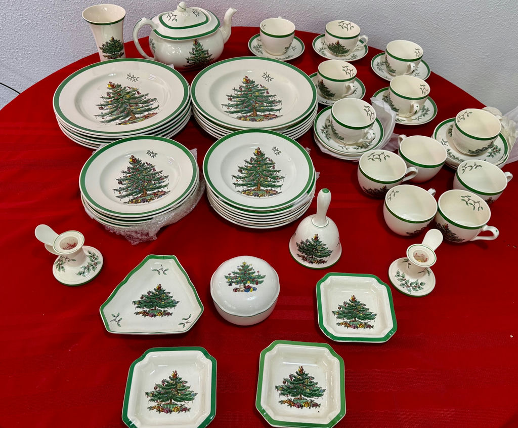 Vintage SPODE England Christmas Tree Collection – Service for 12! - image 1 of 8