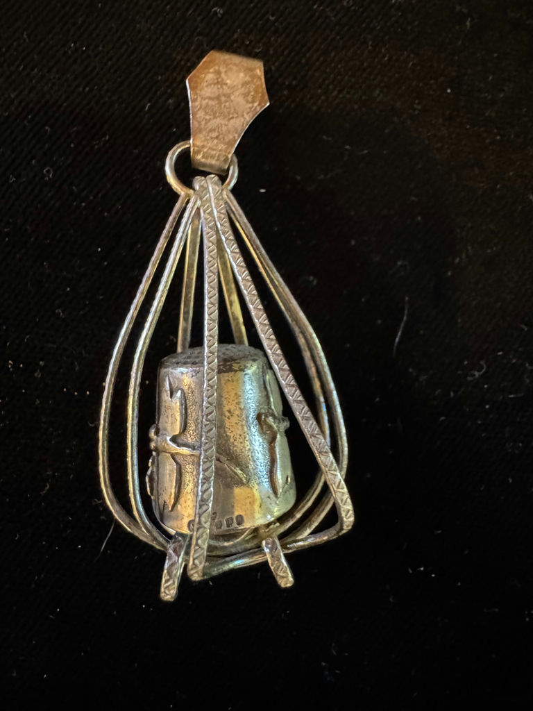 Assorted jewelry collection with pendants and beads - image 4 of 11