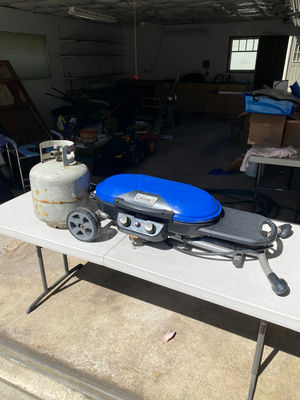 Portable Gas Grill on Cart and Tanks - Image 1 of 7