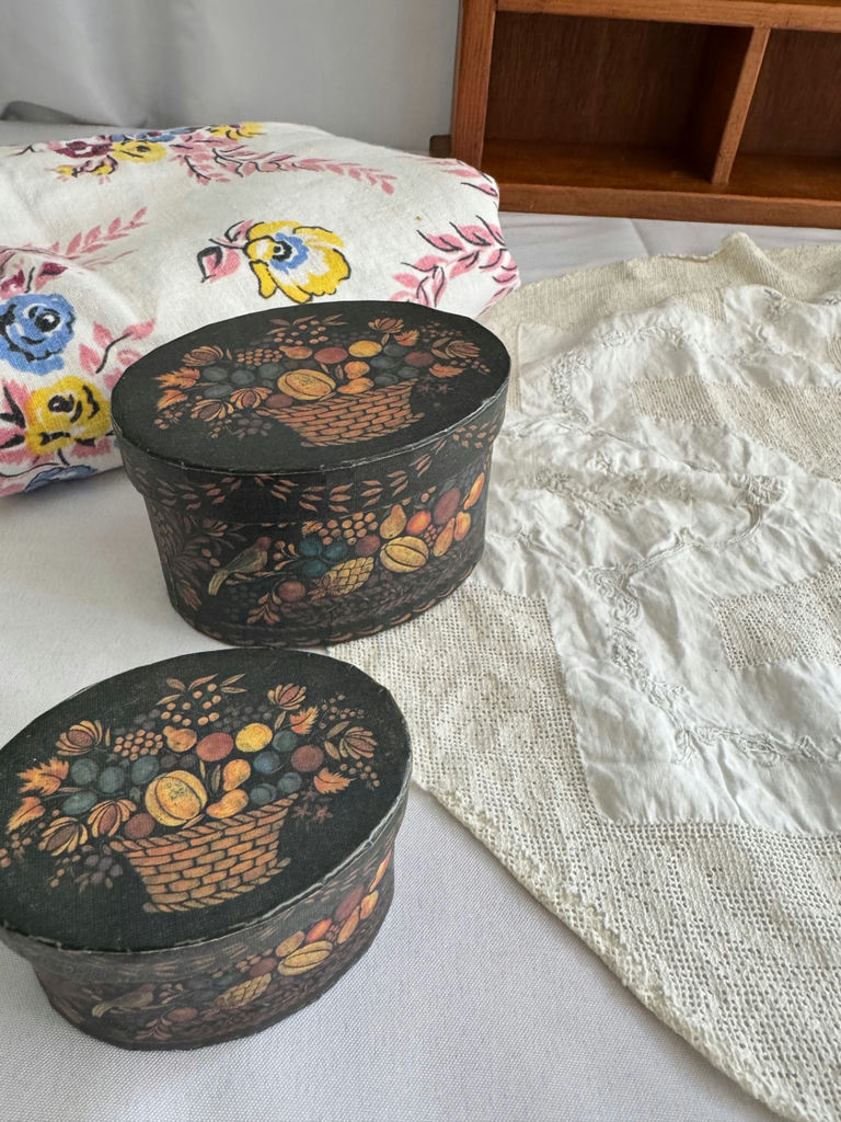 Charming Cottage Decor, Vintage Tablecloth, and Music Box Bundle - image 2 of 7