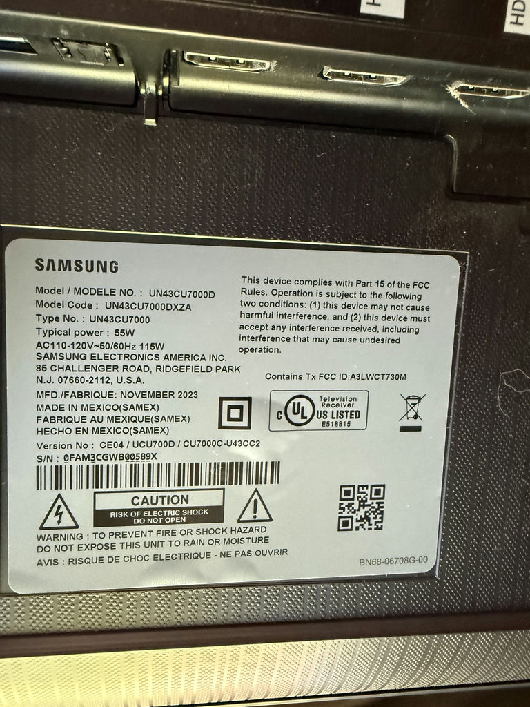 Samsung 44” Flat-Screen Smart TV with Remote - image 3 of 3