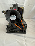 Vintage Singer Featherweight 221 Sewing Machine with Original Case  - thumbnail 4 of 10