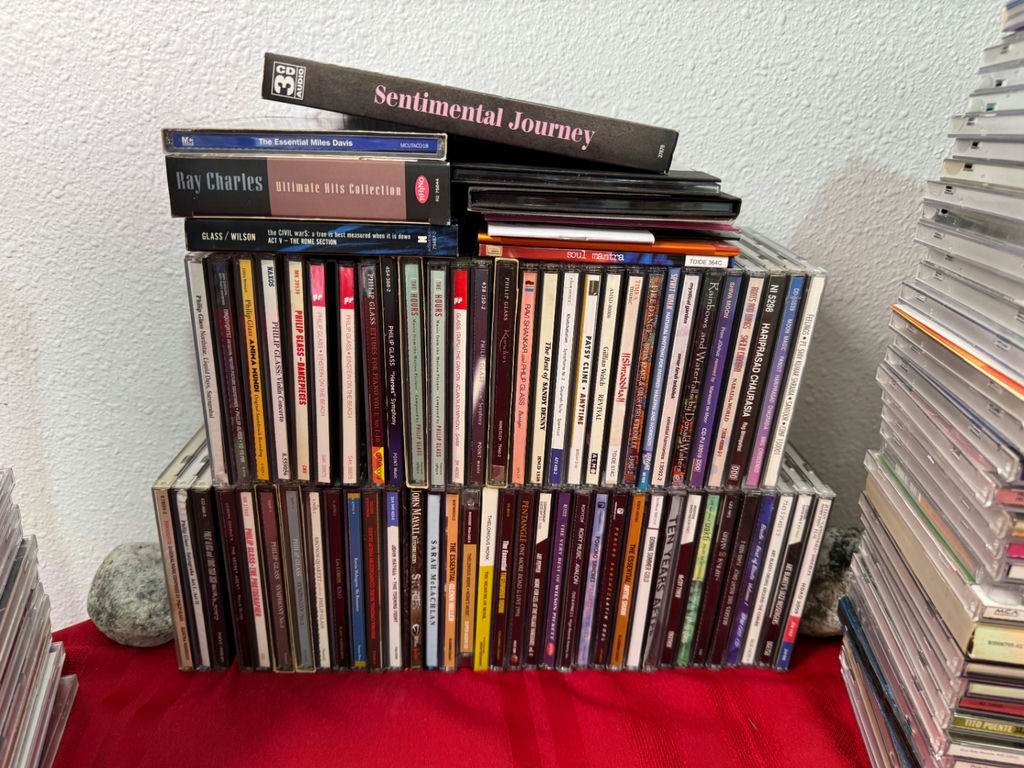 My Smartphone Replaced CDs Blowout - image 4 of 4