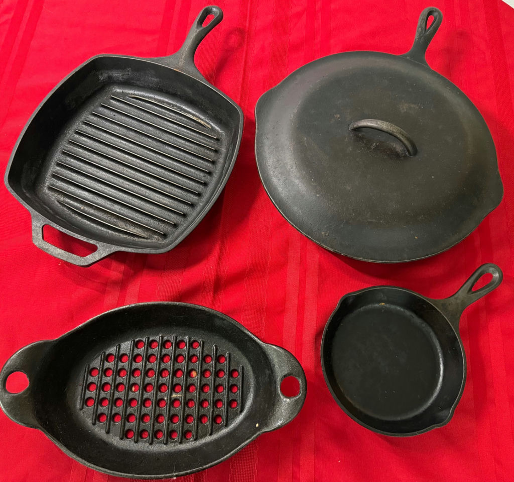 Cast Iron Cookware - image 1 of 3