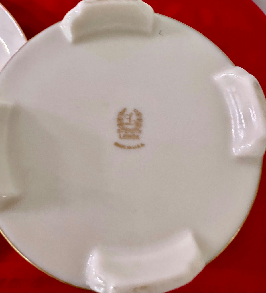 Vintage Mid-Century Ceramic Lenox & Porcelain Holiday Decor - image 5 of 9