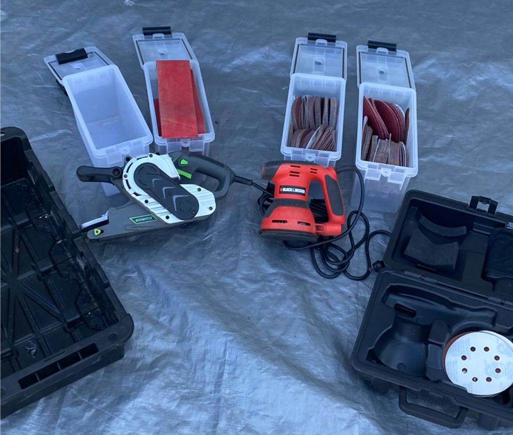 Assorted sanders and sanding accessories - image 1 of 12