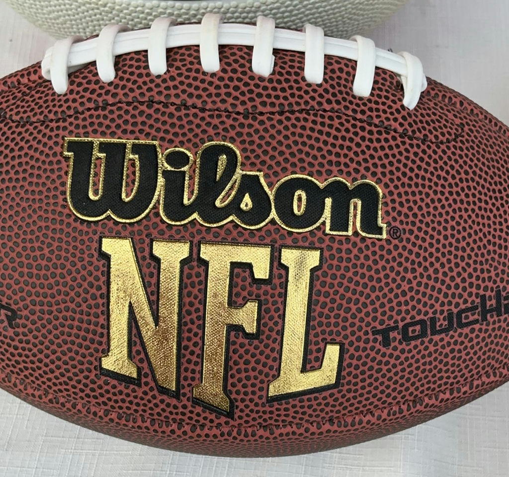 Estes Tandem-X Flying Model Rocket Launch Set with Wilson NCAA Footballs and Basketball - image 3 of 4