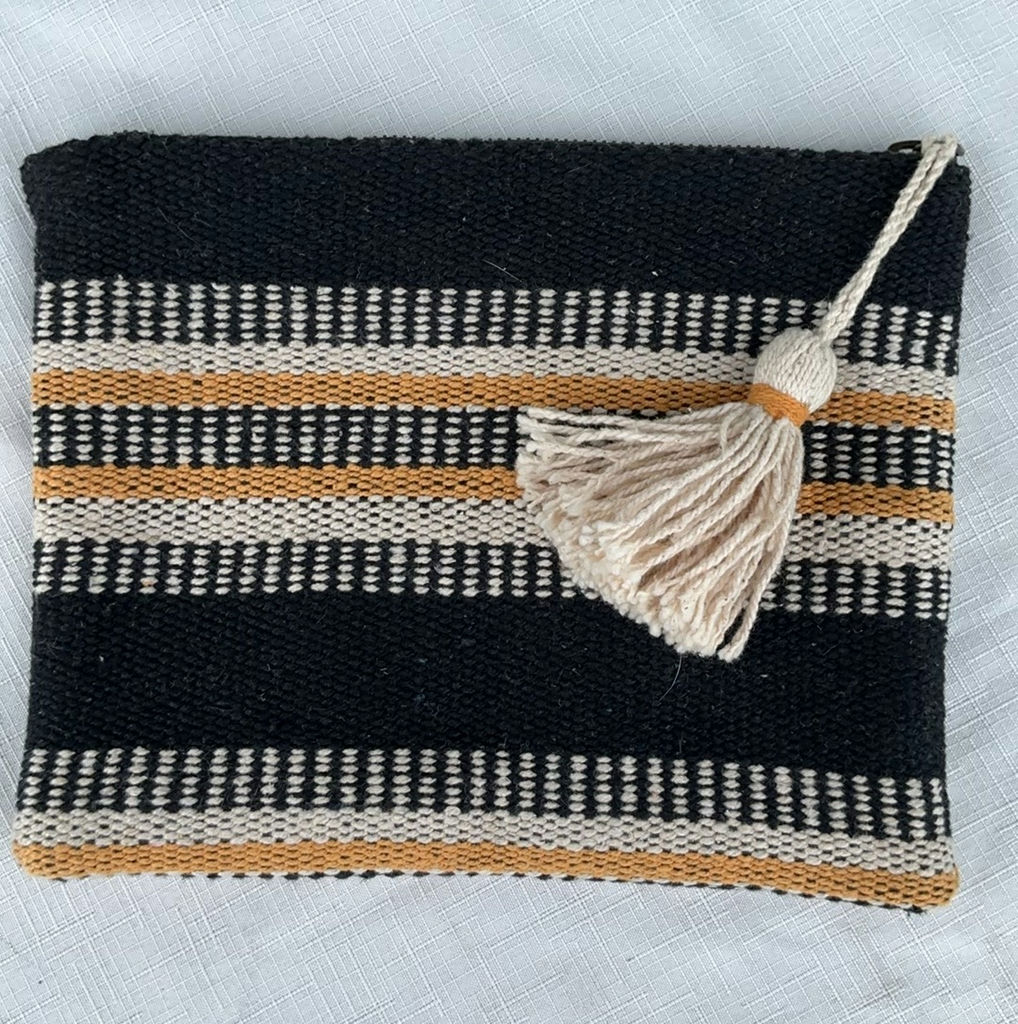 Finger Labyrinth, Tumbi  And Small Bag - image 8 of 9
