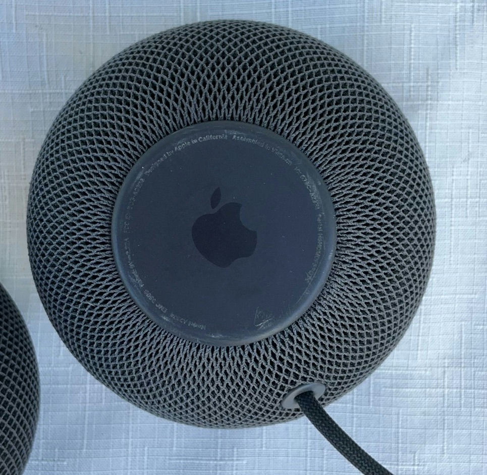 Apple HomePod Speakers - image 2 of 4
