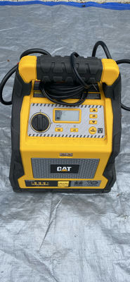 CAT CJ1000DXT Portable Jump Starter and Power Station - Image 1 of 6