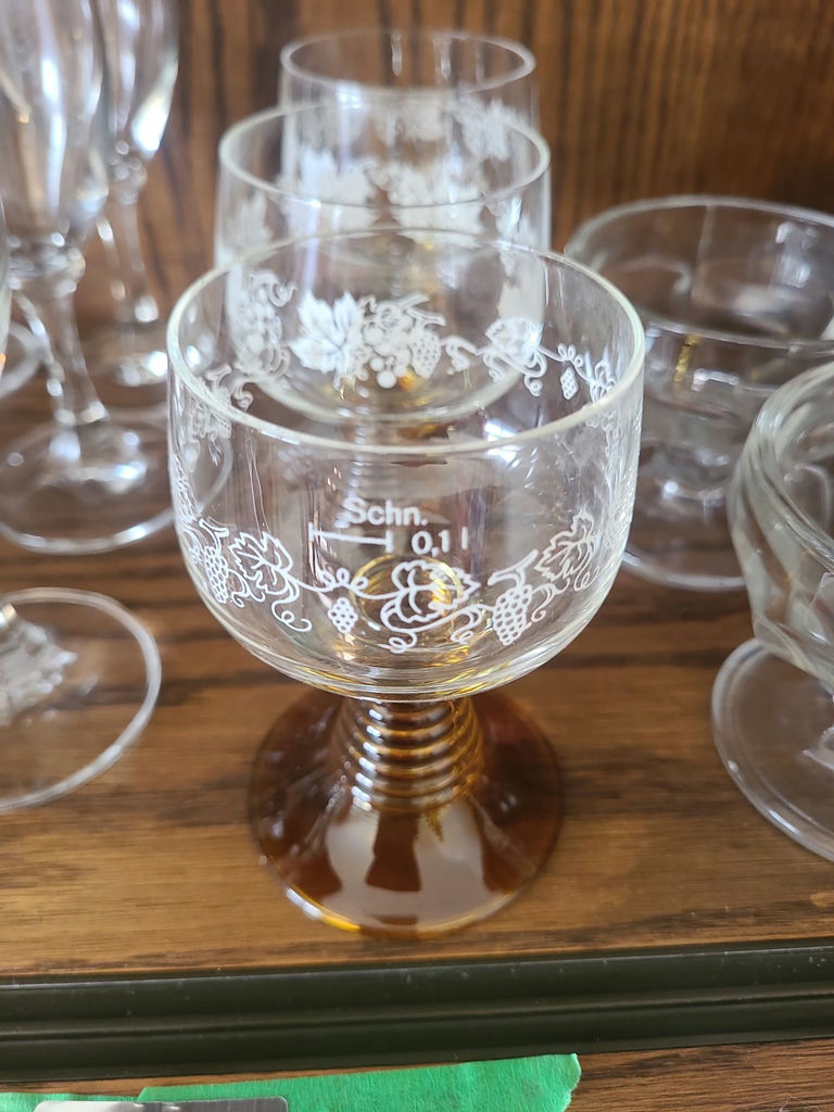 Various Glassware - image 5 of 5