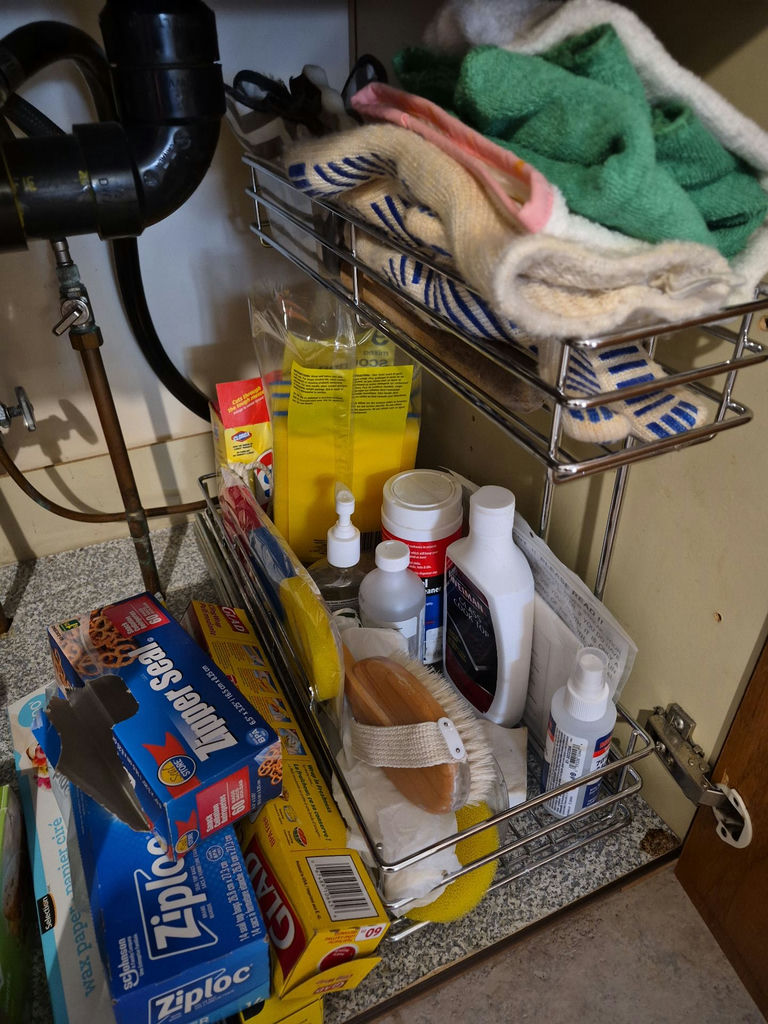 Assorted Cleaning Supplies - image 2 of 4
