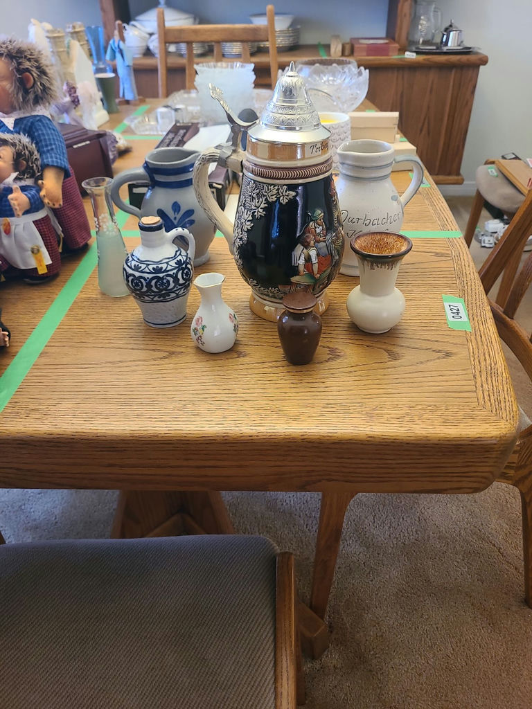 Assorted Ceramic and Glass Vases - image 2 of 9