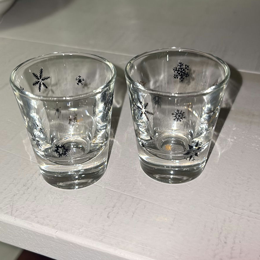 Assorted Glassware Set - image 2 of 4