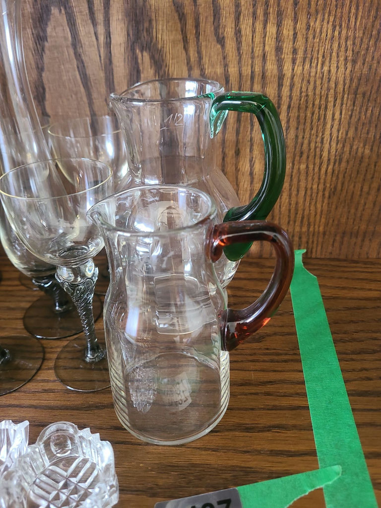 Assorted Glassware Set - image 4 of 5