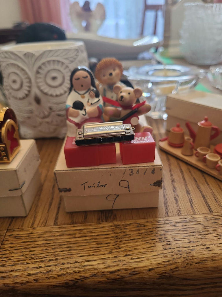 Assorted Home Decor - image 10 of 11