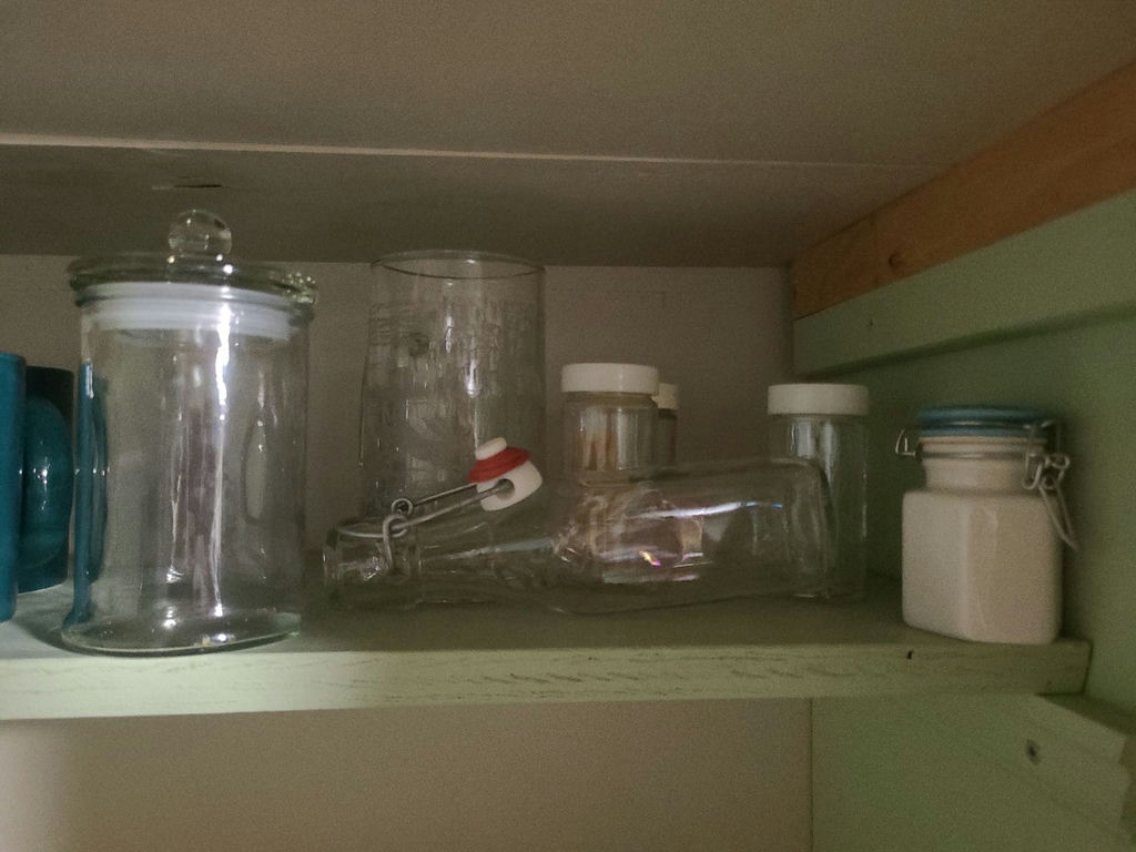 Assorted Kitchen Bakeware, Storage Containers, and Baskets - image 8 of 10