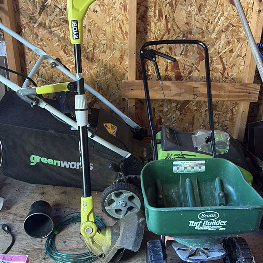 Assorted Yard and Garden care Tools - image 4 of 5