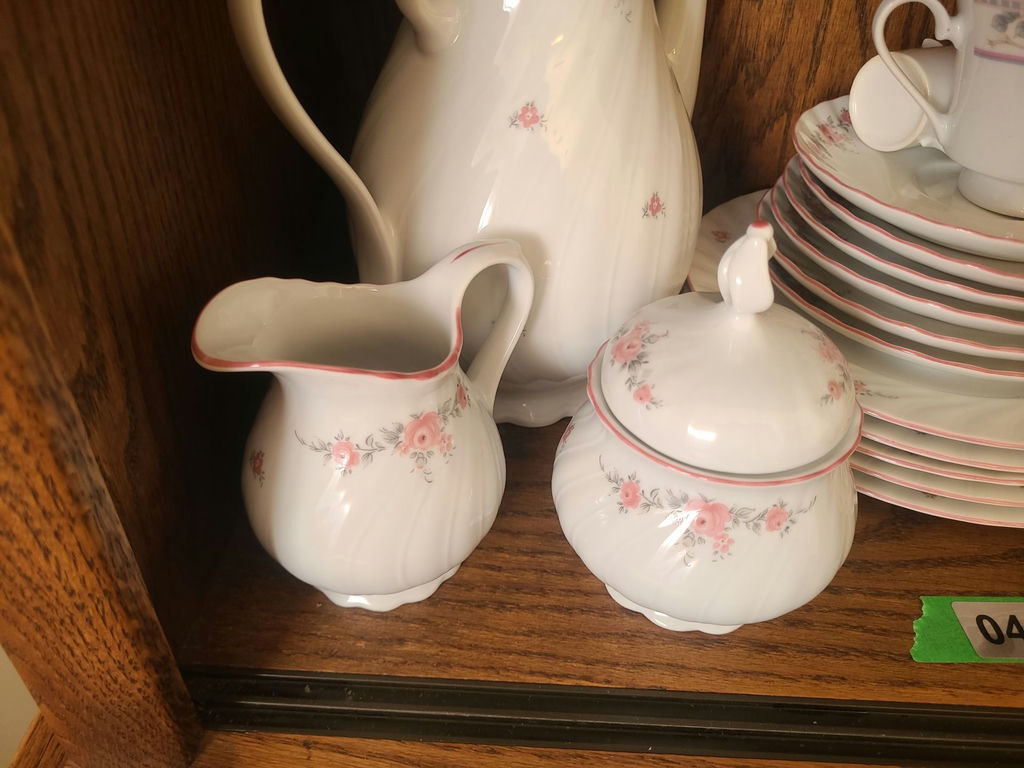 Table D’Hôte Collection Tea and Coffee Service Set - image 2 of 9
