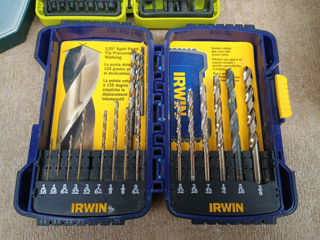 Assorted drill bit sets and drill accessories - image 2 of 6