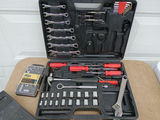 Assorted socket sets and hand tools - thumbnail 4 of 4