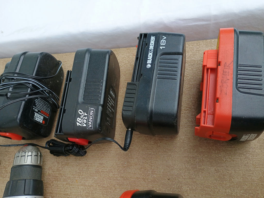 2 18v black and decker drills - image 4 of 8