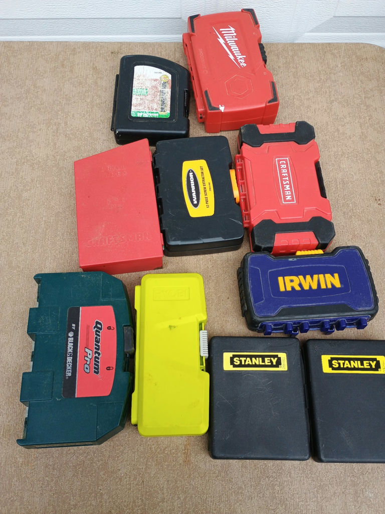 Assorted drill bit sets and drill accessories - image 6 of 6