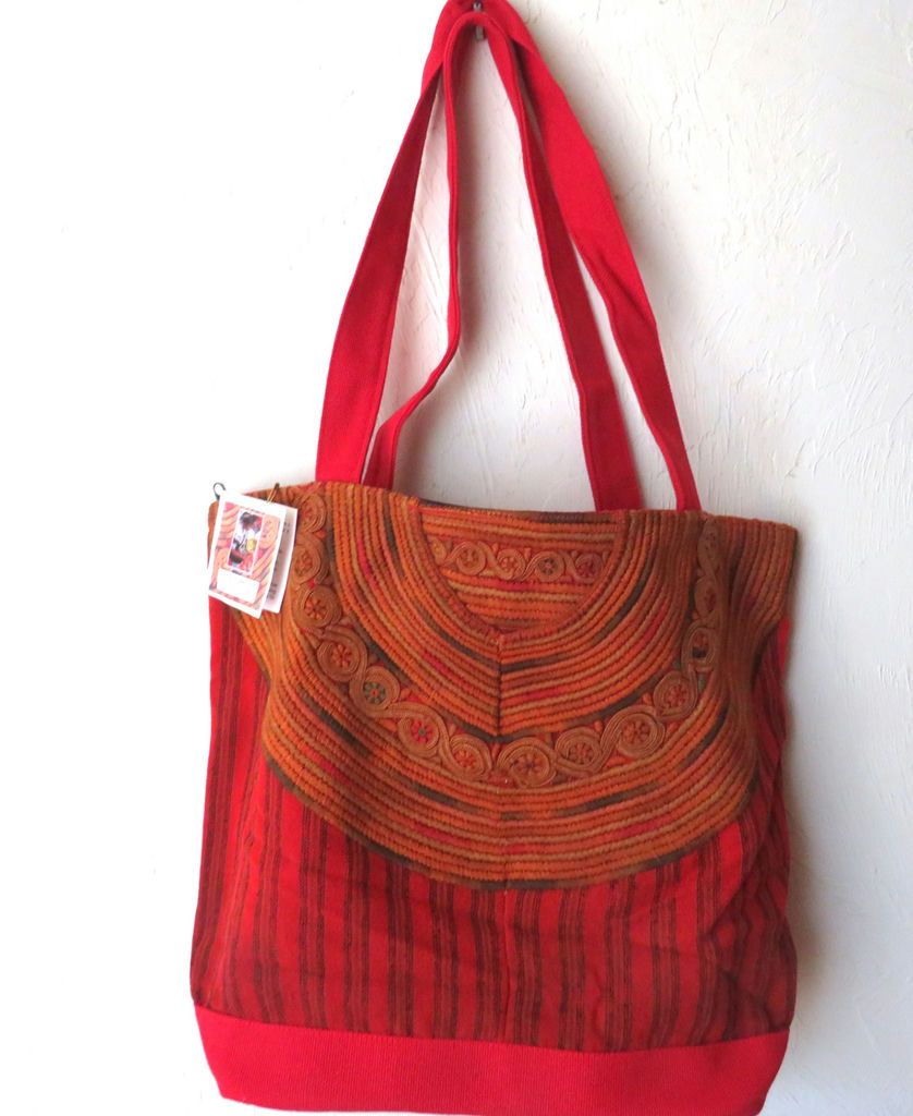 Handmade India fabric Tote Bag with Tags and Paperwork - image 4 of 6