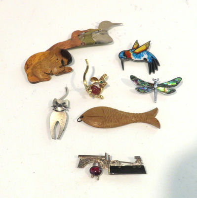Variety of Pins Brooches Some Sterling Silver Mexico - Image 1 of 7