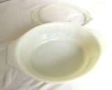 Vtg Pyrex Golden Acorn Covered Cassarole Dish - thumbnail 4 of 5