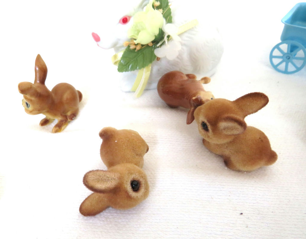 Vtg Bunny Rabbit Miniatures Lefton Enesco - image 8 of 8