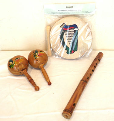 Musical Instruments Lot - Image 1 of 5