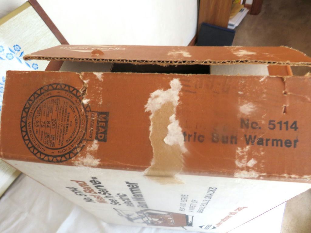 West Bend Electric Bun Warmer and Warmotray in Boxes - image 5 of 6