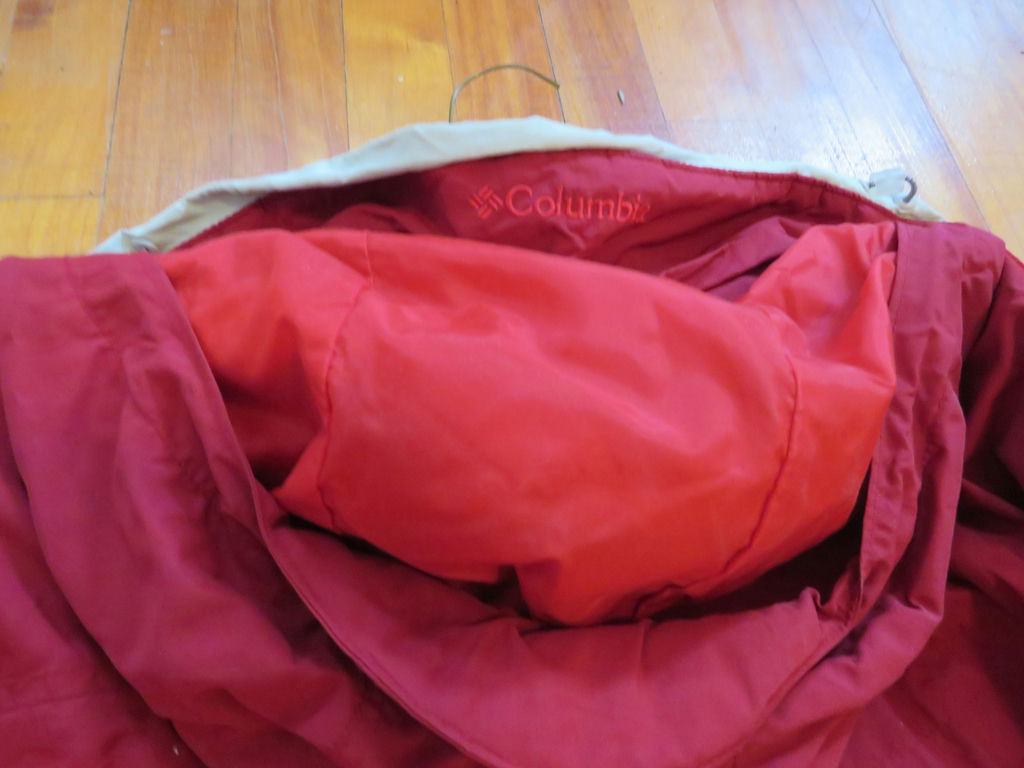 Ladies Red Columbia size L Rain Jacket - image 3 of 4