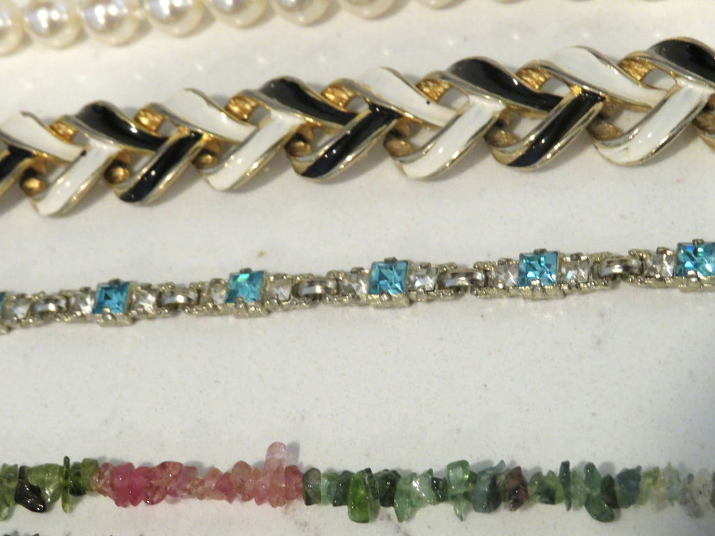 Large lot of Vintage Costume Jewelry Necklaces Monet - image 10 of 15