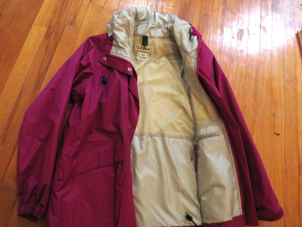 Ladies Magenta LL Bean Size M Rain Jacket - image 2 of 3