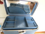 Vtg Forecast Travel Train Vanity Case - thumbnail 5 of 5