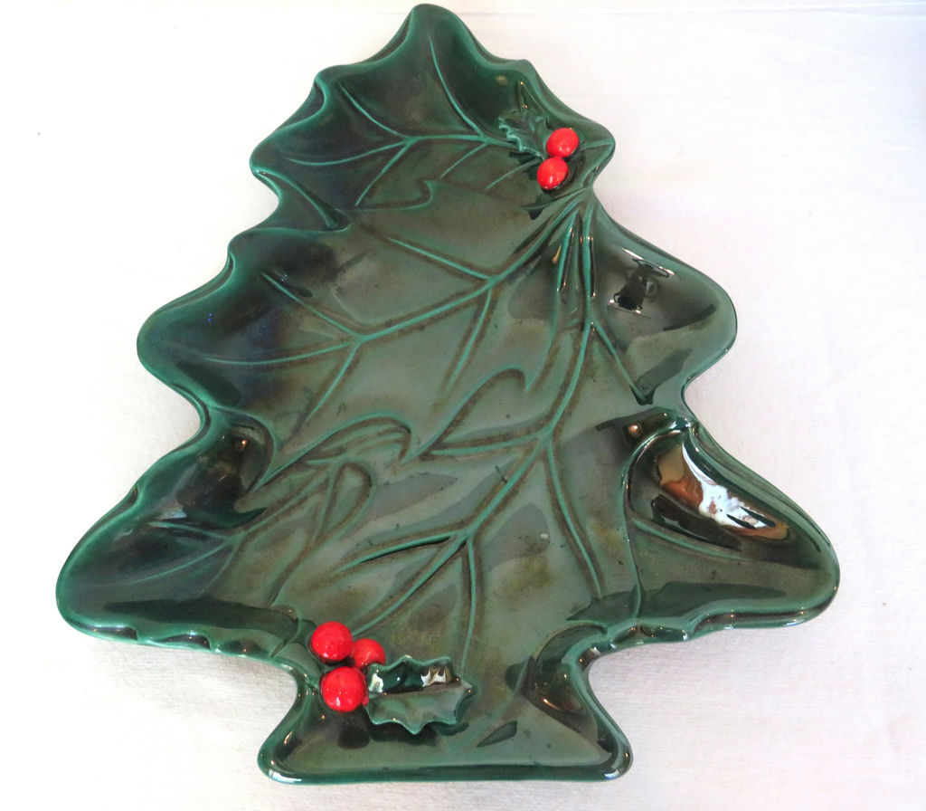 Vintage Lefton Holly Berry Tree Sleigh and Candy Dishes - image 4 of 8